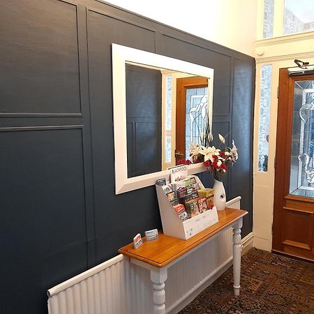 Phoenix Guest House Μπλάκπουλ Εξωτερικό φωτογραφία